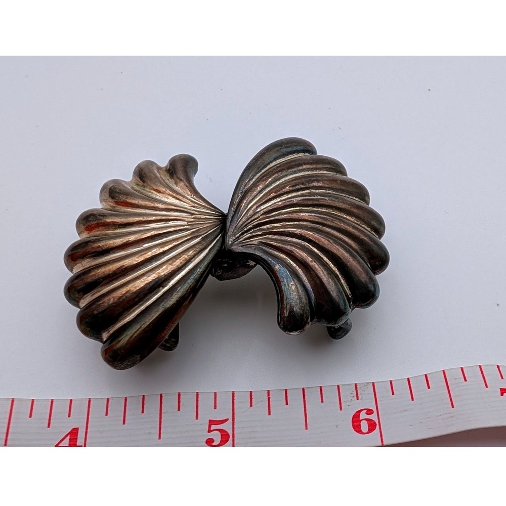 Vintage 1980 Mimi di N Silver Tone Scalloped Double Seashell Belt Buckle